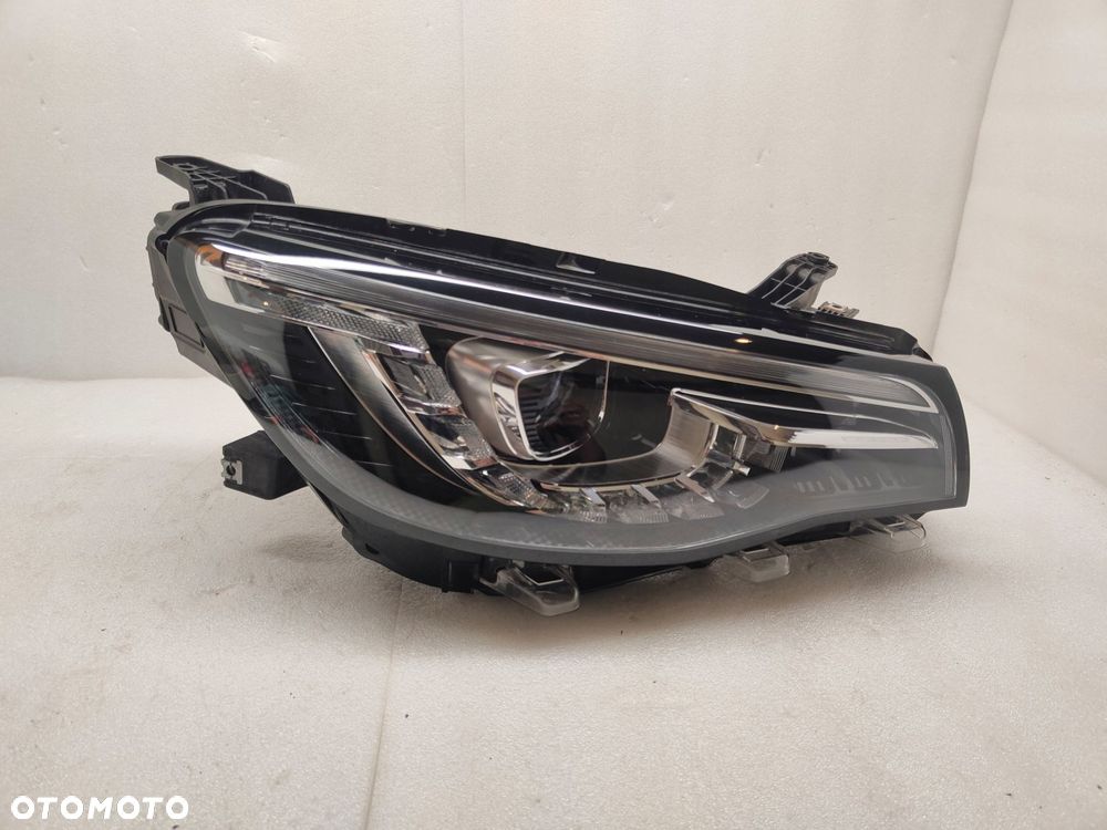 mg hs full led lampa prawy przód - 1