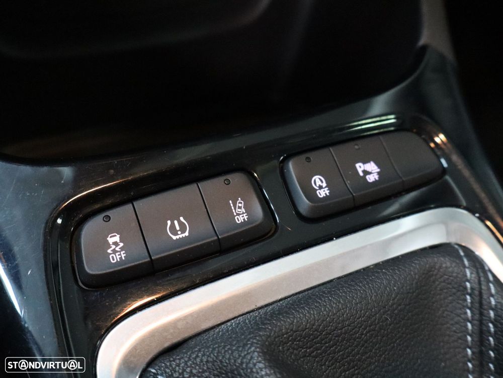 Opel Crossland X 1.2 T Innovation - 16