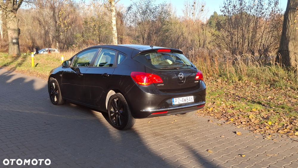 Opel Astra 1.4 T Cosmo - 8