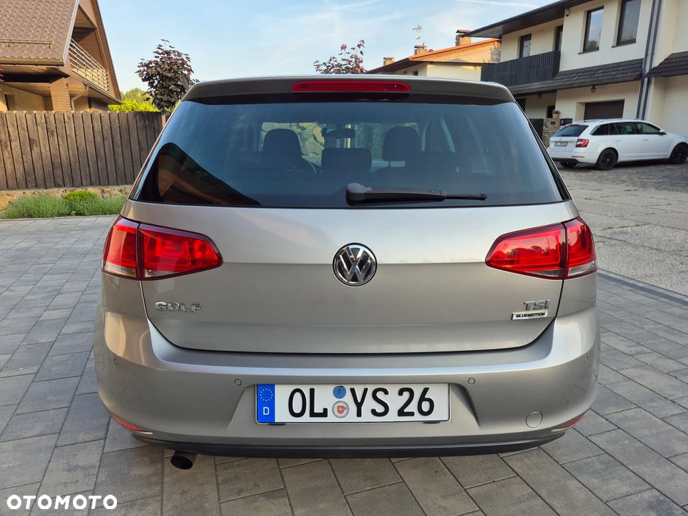 Volkswagen Golf 1.2 TSI BlueMotion Technology Cup - 37