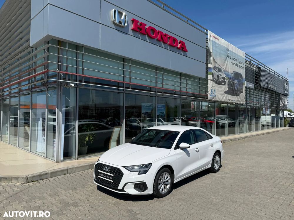 Audi A3 2.0 30 TDI Advanced - 2