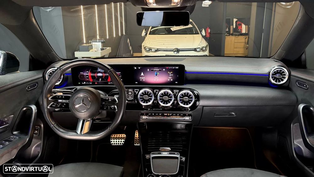 Mercedes-Benz CLA 180 d - 11