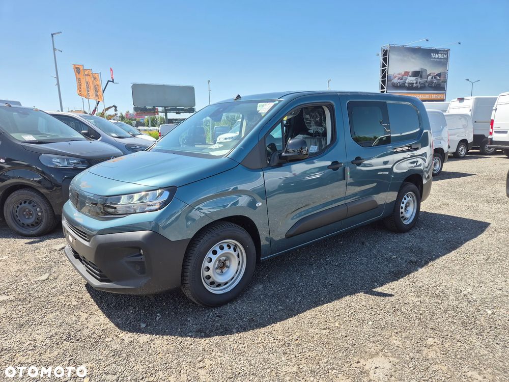Peugeot Partner Furgon 5-miejscowy Brygadowy 1.5 BlueHDi 130KM EAT8 AUTOMAT !! OD RĘKI !! - 2