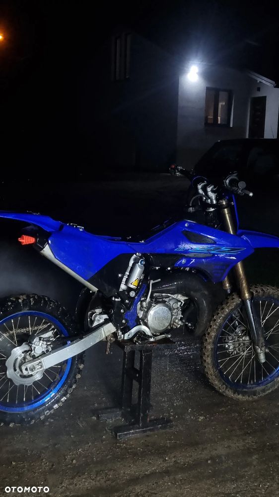 Yamaha YZ - 6