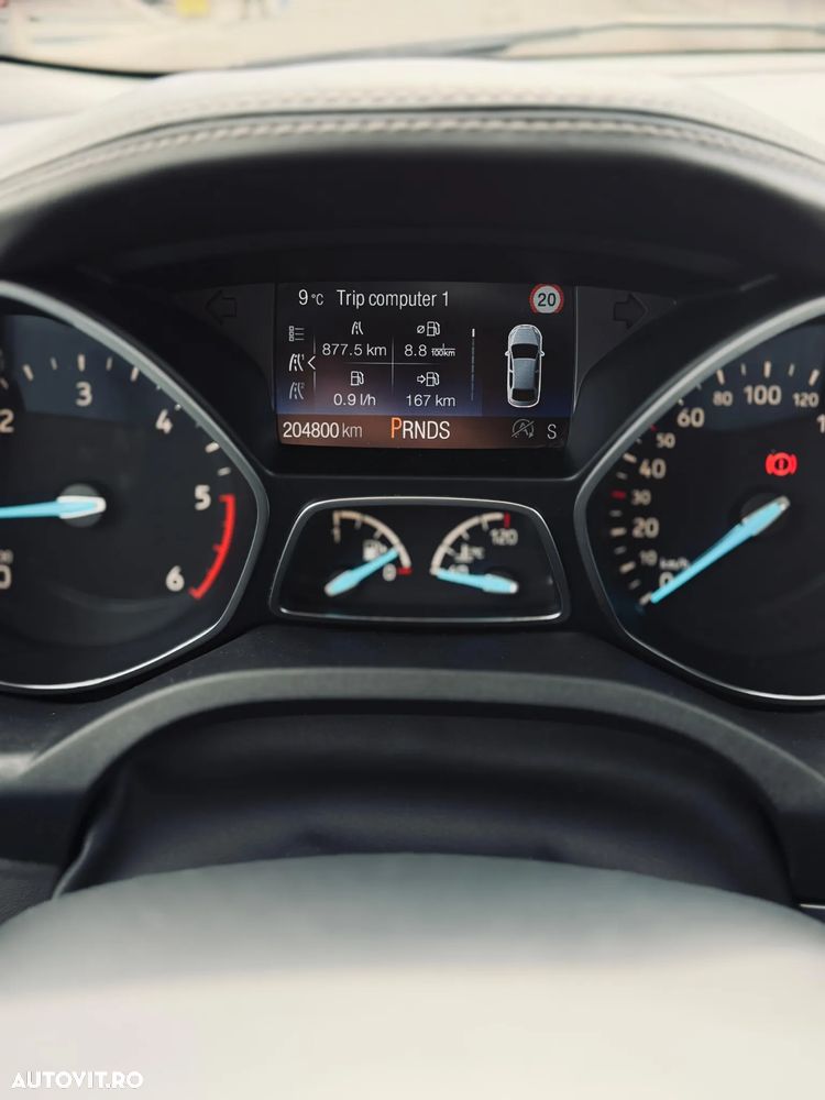 Ford Kuga 2.0 TDCi 4x4 Aut. Vignale - 16