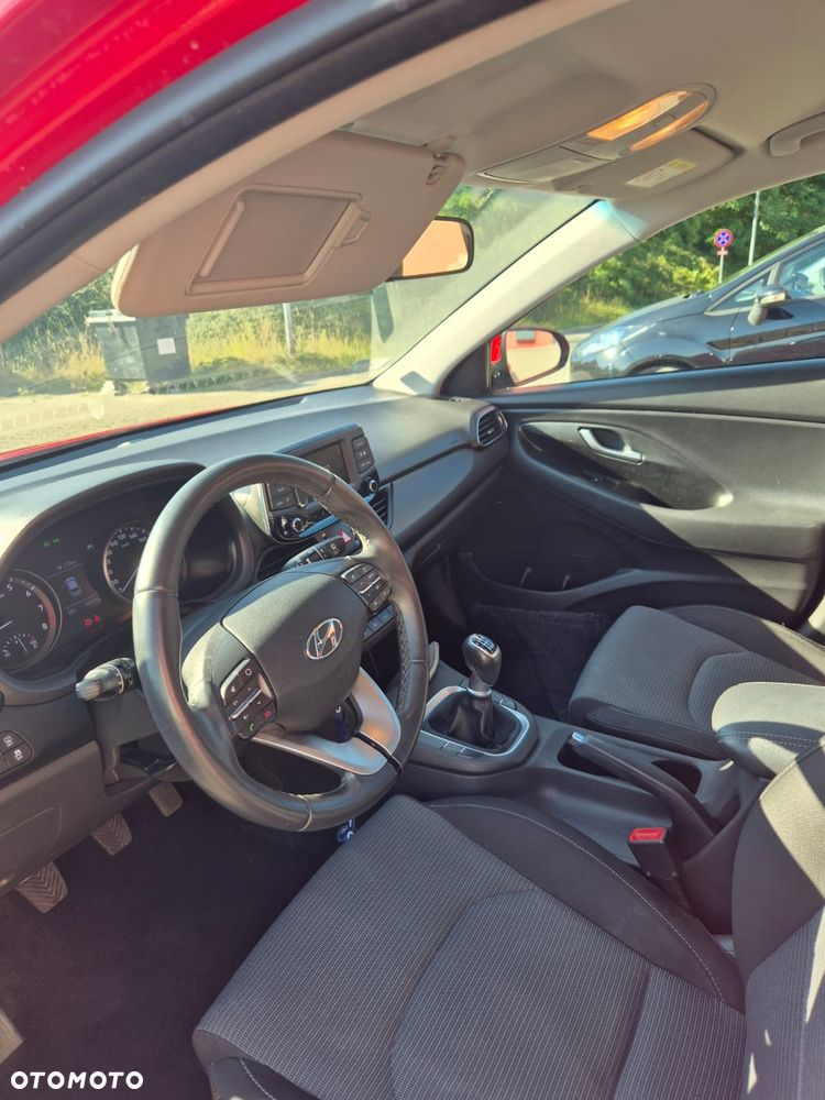 Hyundai i30 1.4 Classic + - 9