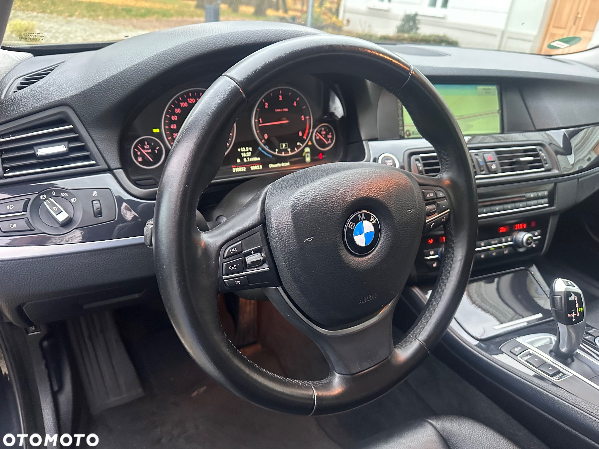 BMW Seria 5 520d Touring Modern Line - 28
