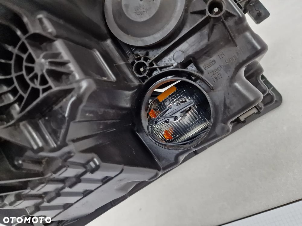 VW CRAFTER II 2 / MAN TGE 16- LEWA ZWYKŁA LAMPA PRZEDNIA PRZÓD , NR 7C1941005 , NR AUKCJI LA155 - 20