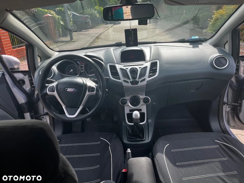 Ford Fiesta 1.4 TDCi Platinium X - 12