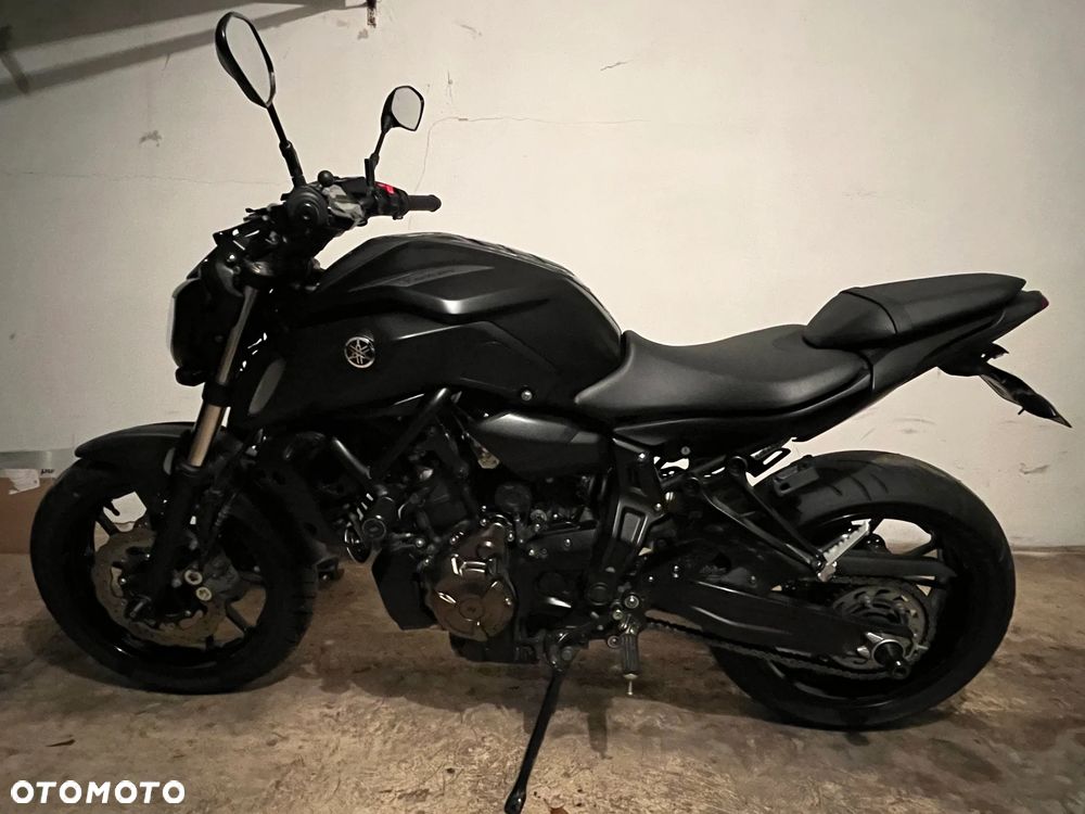 Yamaha MT - 6
