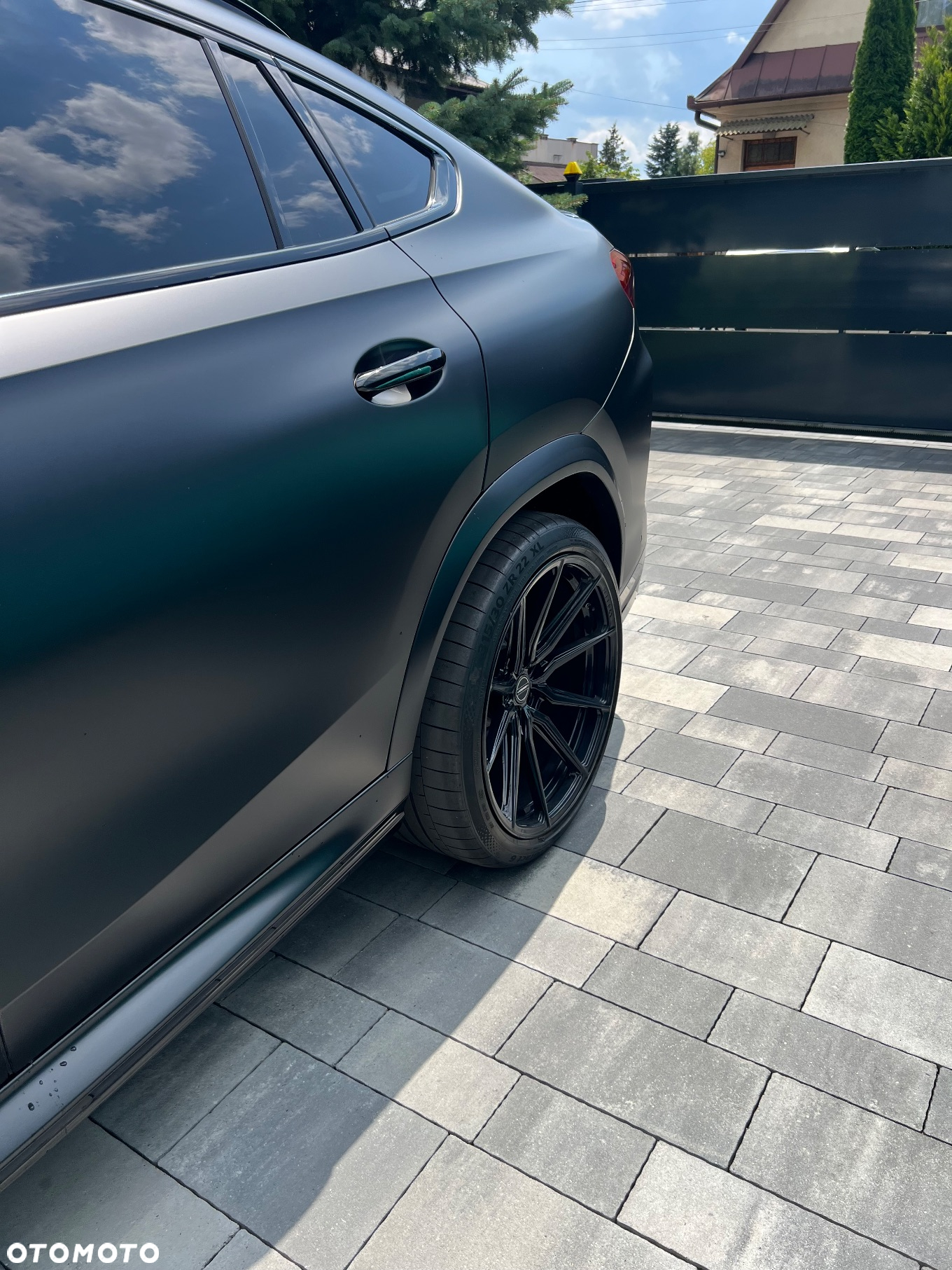 BMW X6M - 12