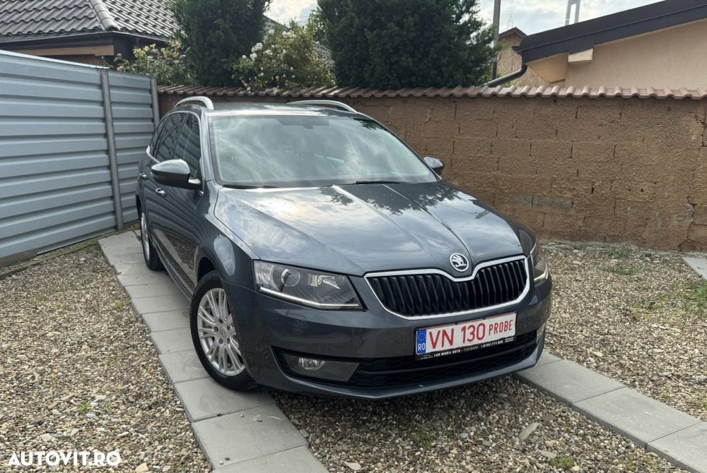 Skoda Octavia 1.6 TDI ELEGANCE - 1