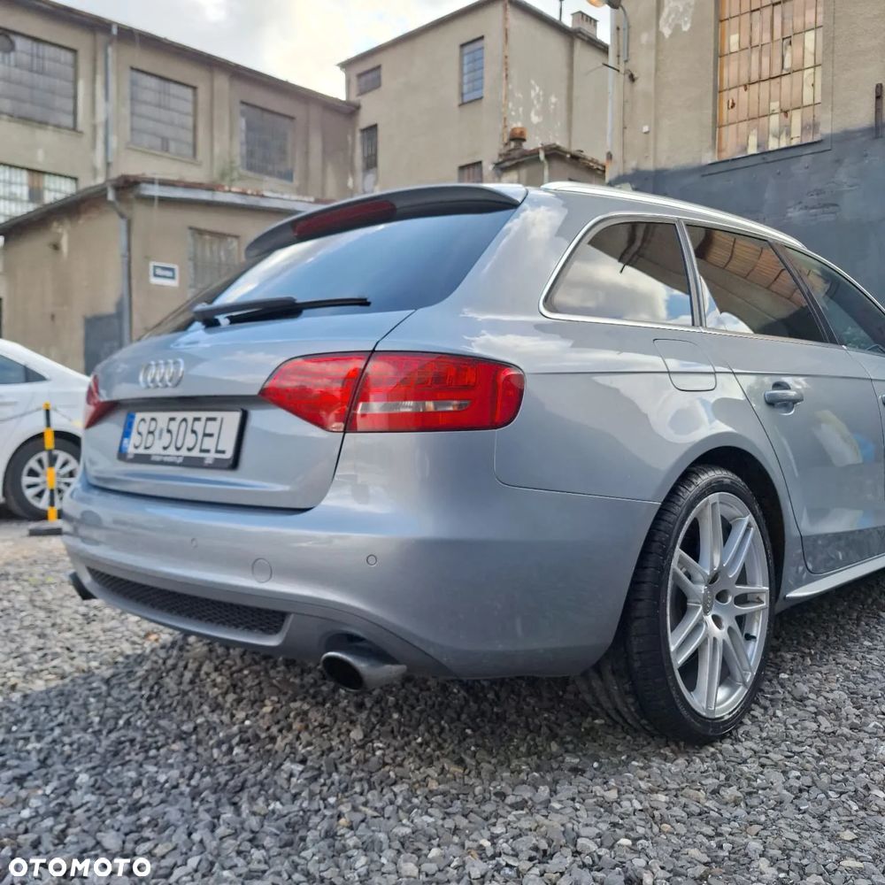 Audi A4 ver-2-0-tfsi-quattro-s-tronic-s-line-sportpaket - 12