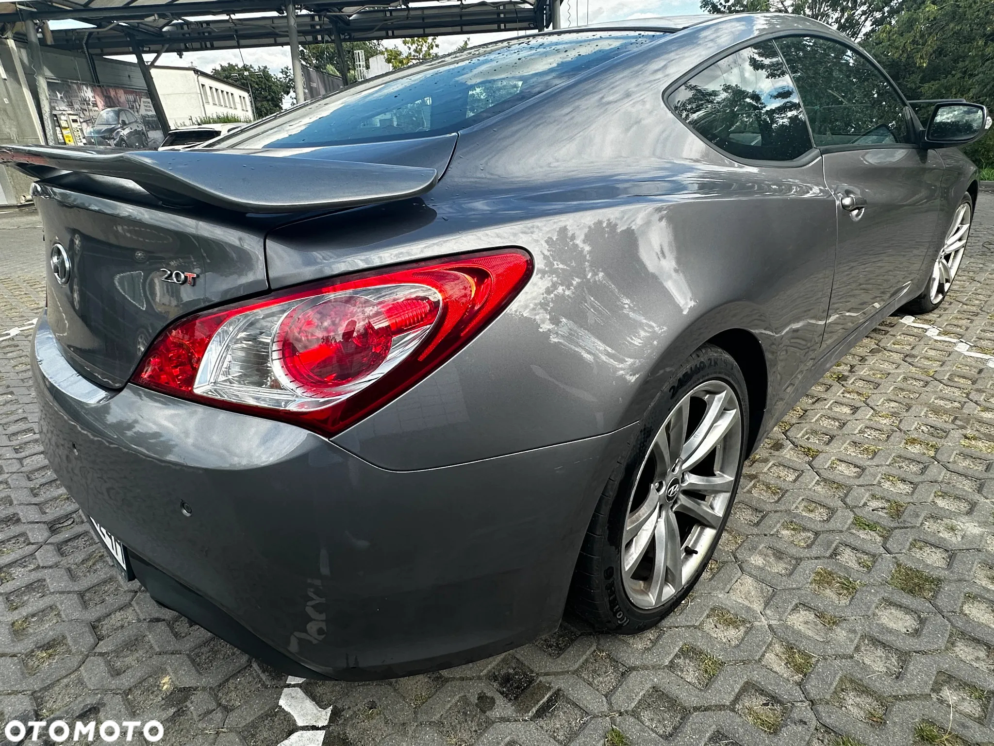 Hyundai Genesis Coupe - 8