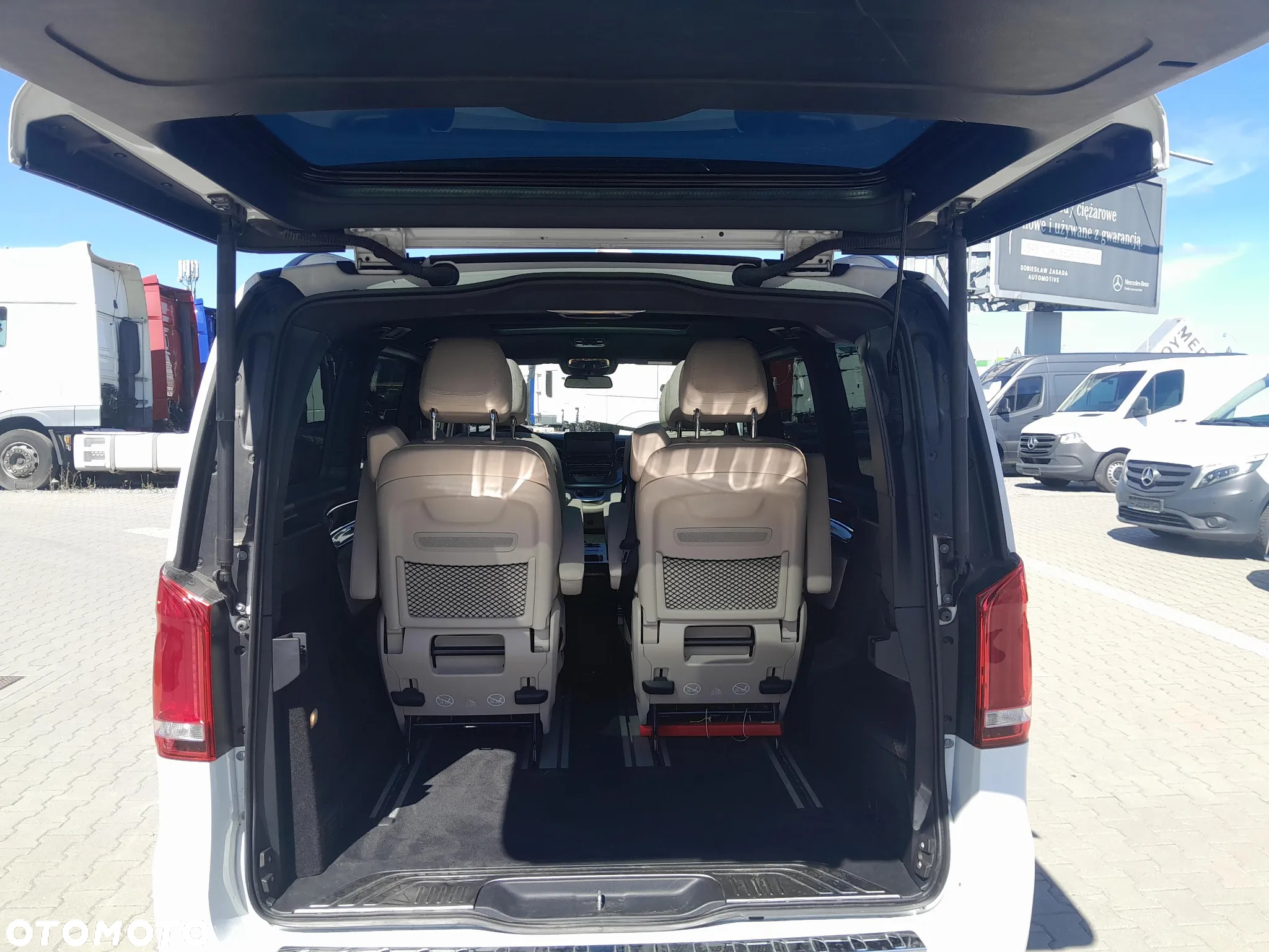 Mercedes-Benz EQV 300 60kWh (ekstra d³) - 16