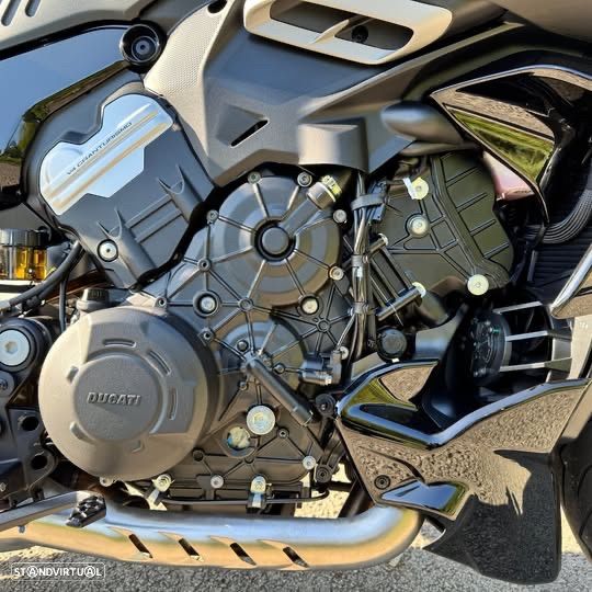Ducati Diavel V4 - 13