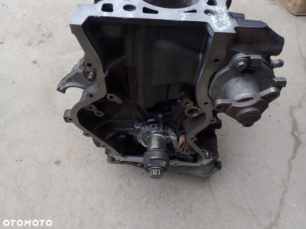 SILNIK DOŁ SILNIKA BLOK RENAULT MASTER  2.3 DCI - 4