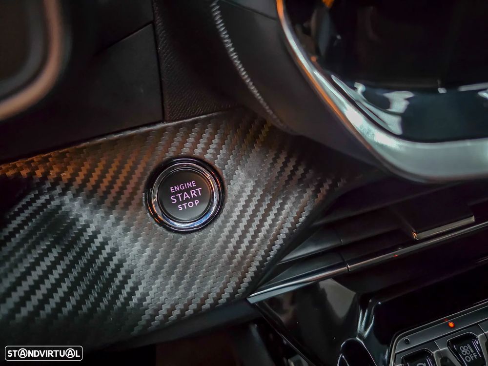 Peugeot 2008 PureTech 130 EAT8 Allure - 29