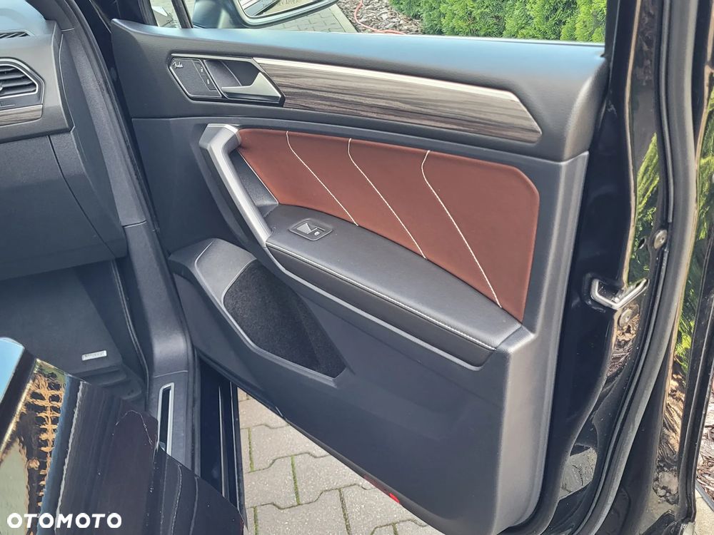 Volkswagen Tiguan R-Line - 13