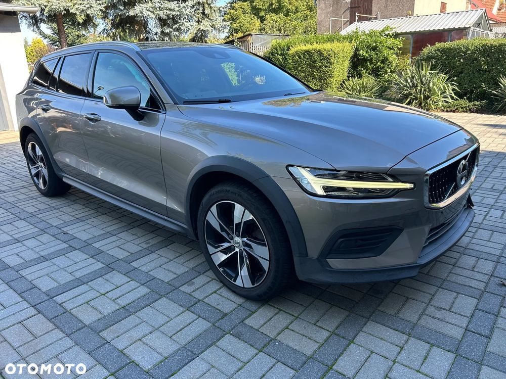 Volvo V60 Cross Country D3 Drive-E Momentum - 7