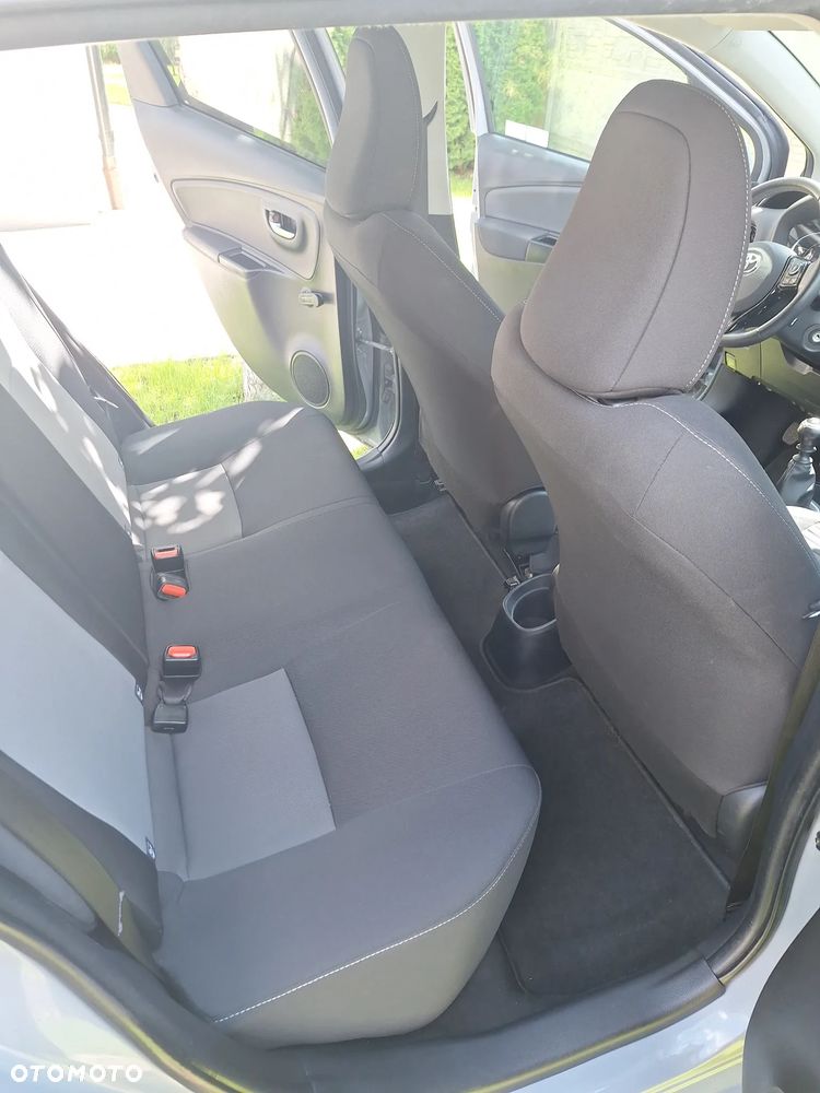 Toyota Yaris 1.5 Premium - 21