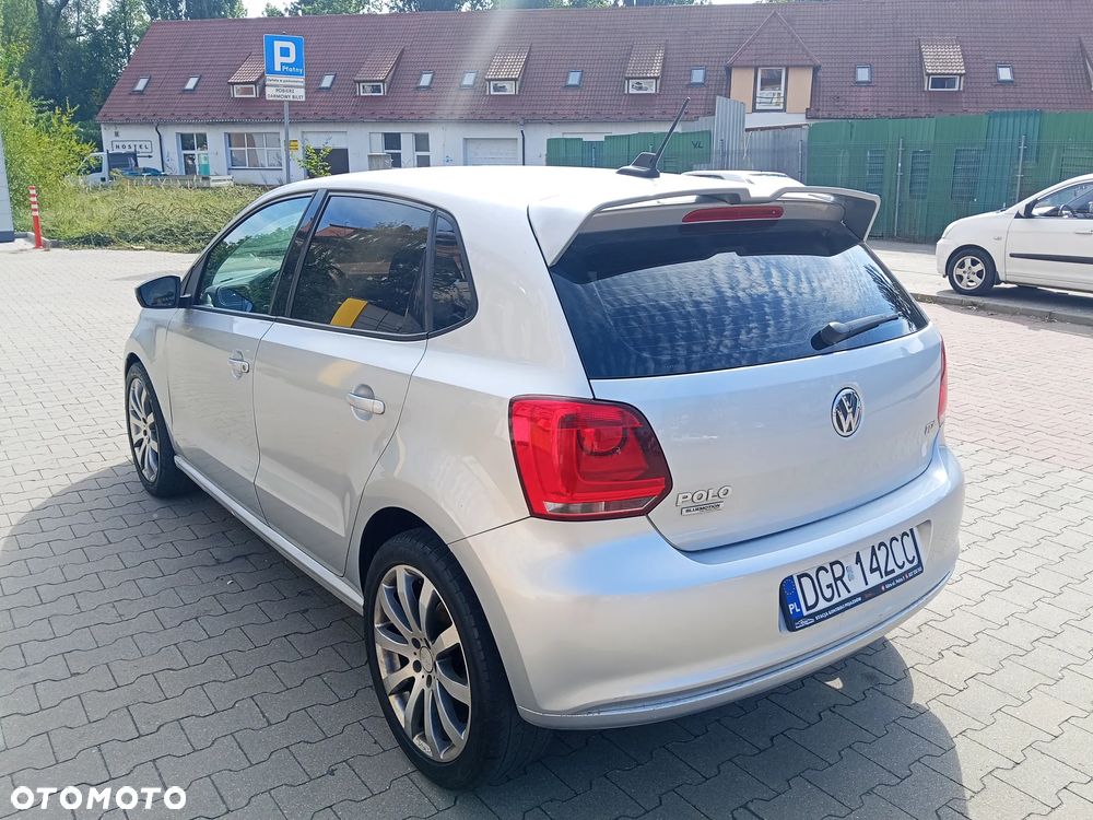 Volkswagen Polo - 6