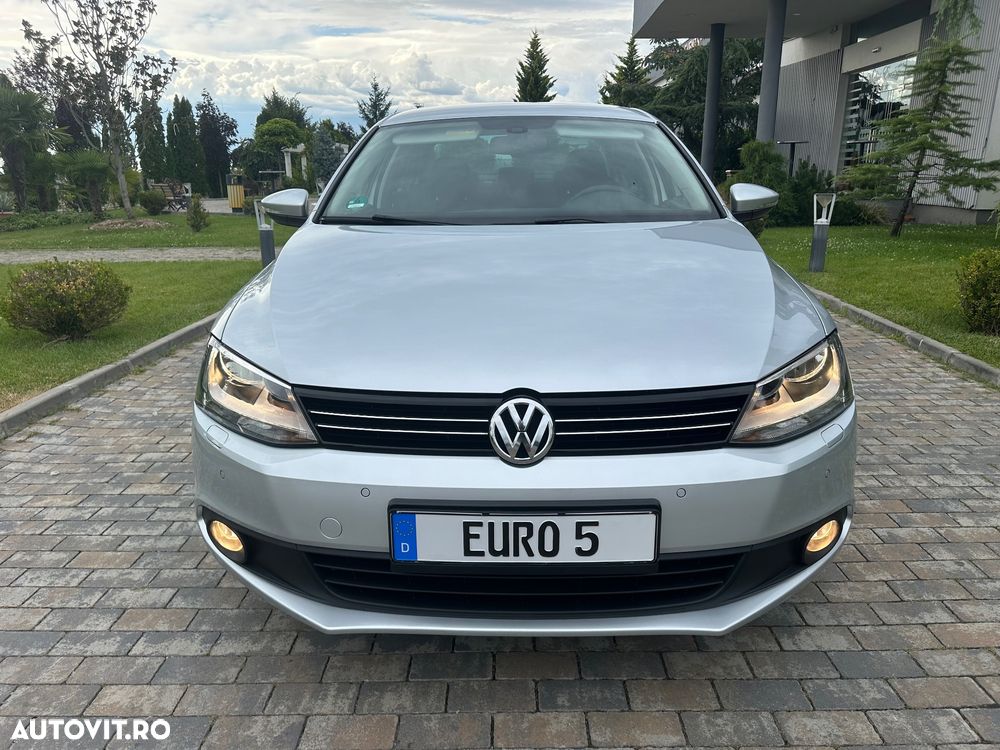 Volkswagen Jetta 1.2 TSI BlueMotion Technology - 6