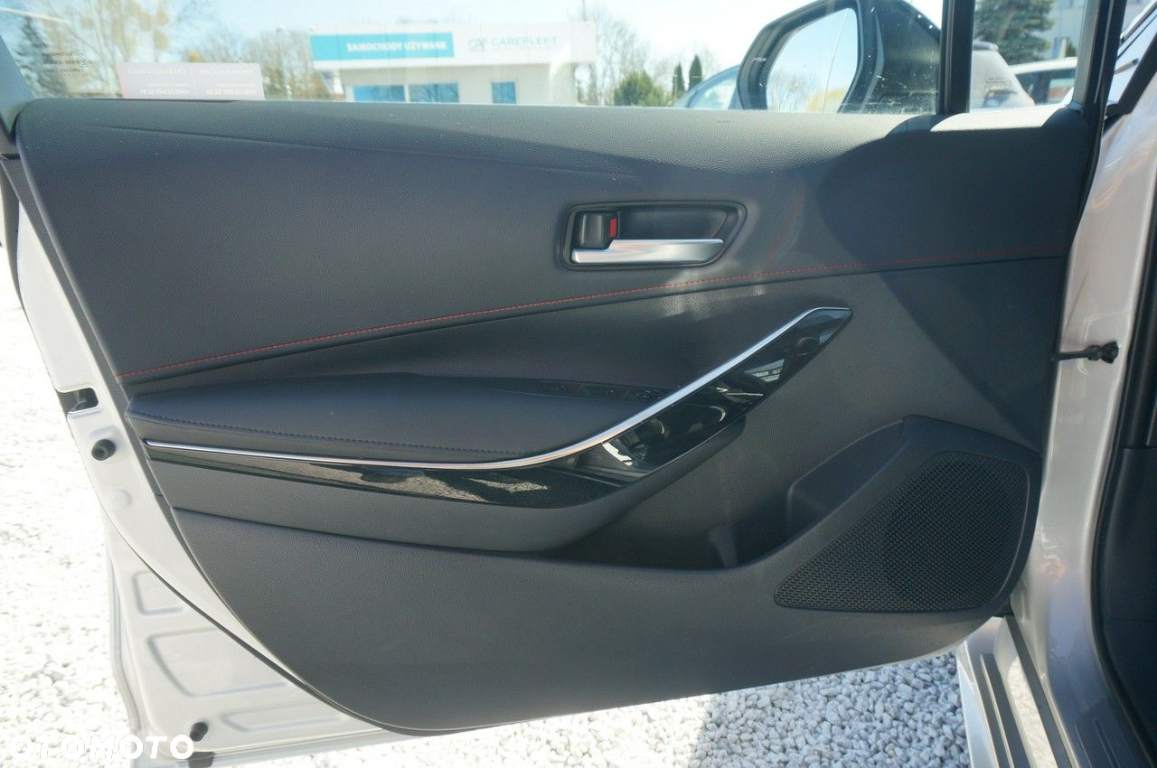Toyota Corolla - 19