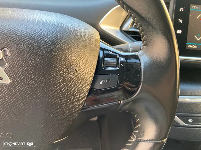 Peugeot 308 1.5 BlueHDi Style - 15