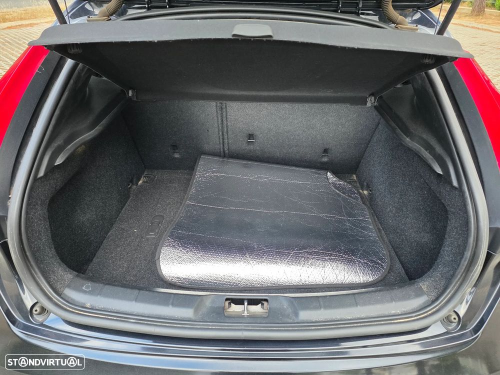 Volvo V40 1.6 D2 Summum - 13