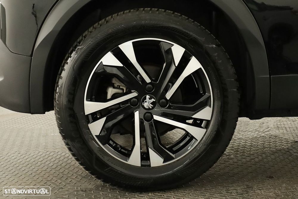 Peugeot e-2008 50 kWh GT - 5