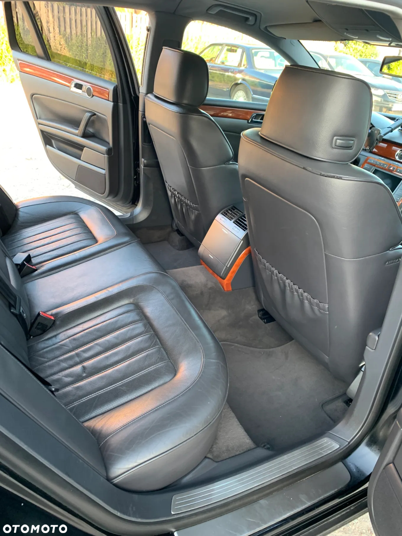 Volkswagen Phaeton 3.0 V6 TDI 4Mot (5 os.) - 30