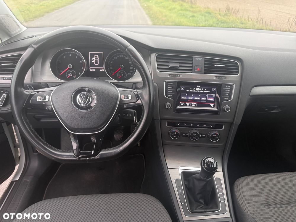 Volkswagen Golf 1.2 TSI BMT Trendline Perfectline - 9