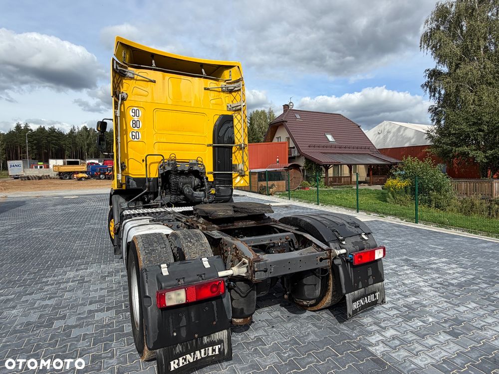 Renault Premium - 2