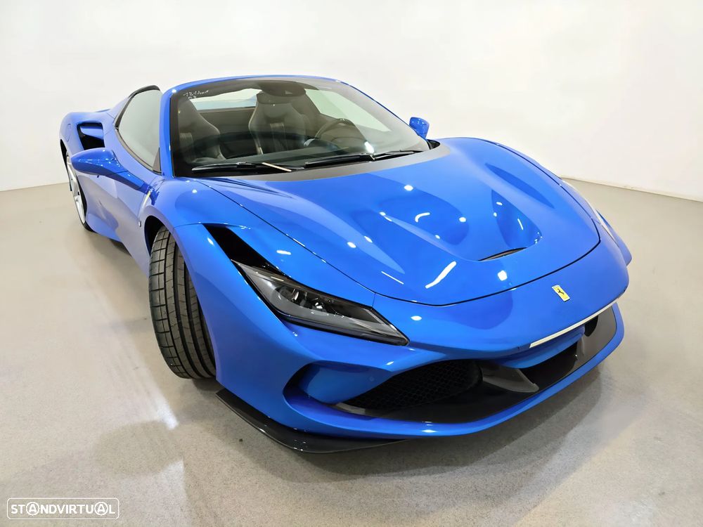 Ferrari F8 Tributo - 7