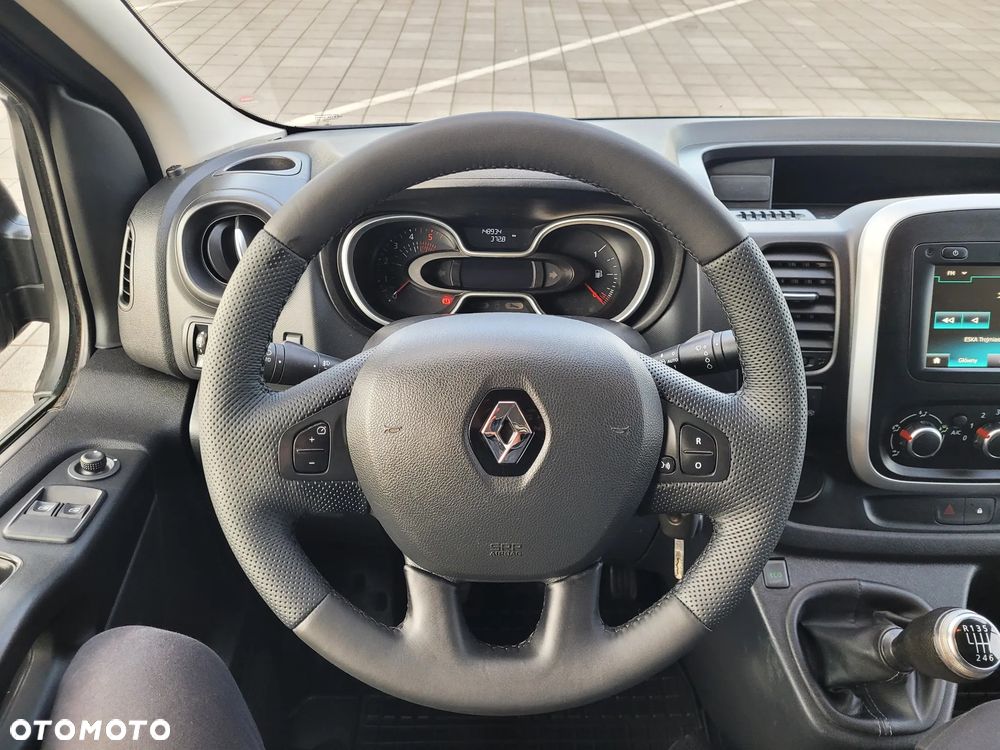 Renault Trafic LONG ZABUDOWA KLIMA KAMERA TEMPOMAT FV23% - 35