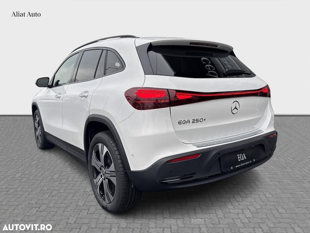 Mercedes-Benz EQA 250+ - 6