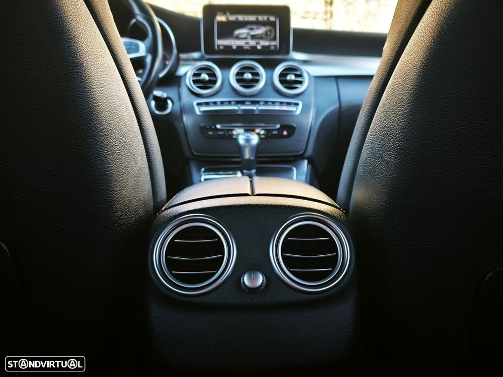 Mercedes-Benz C 220 d AMG Line - 32