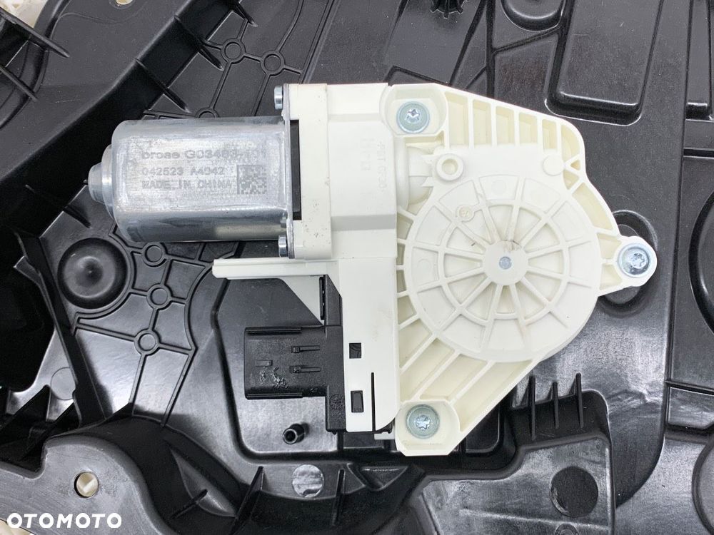 PODNOŚNIK SZYBY PRAWY PRZÓD  TESLA MODEL Y (5YJY) 2019 - 2022 EV 235 kW [320 KM] 1526805-00-B - 3