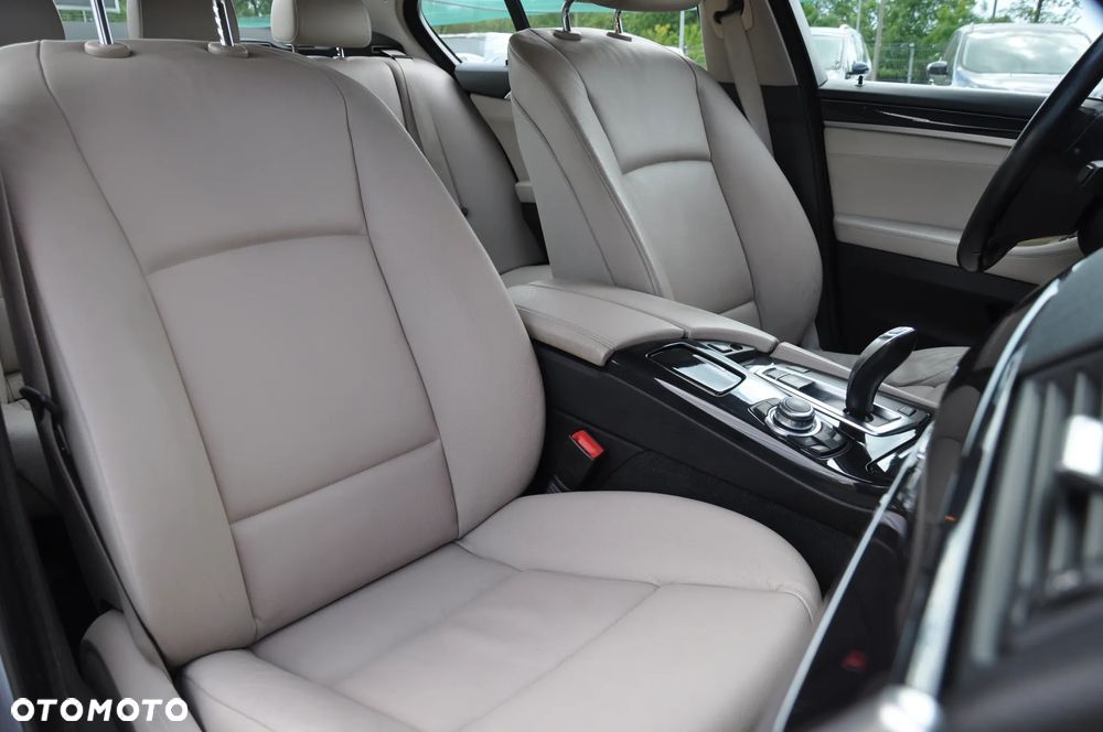 BMW Seria 5 520d Luxury Line - 35
