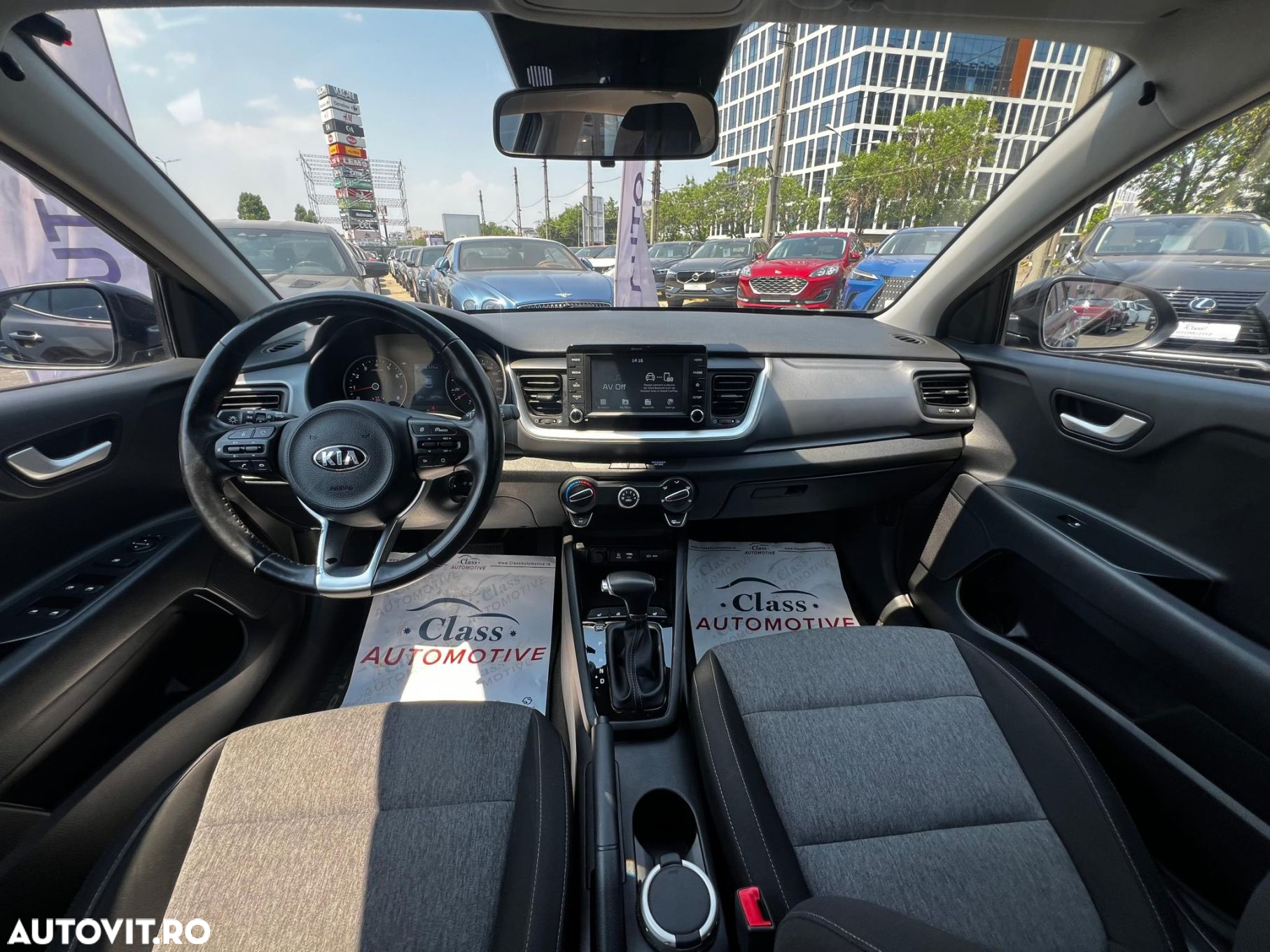 Kia Stonic 1.4 GSL 6AT Urban - 11