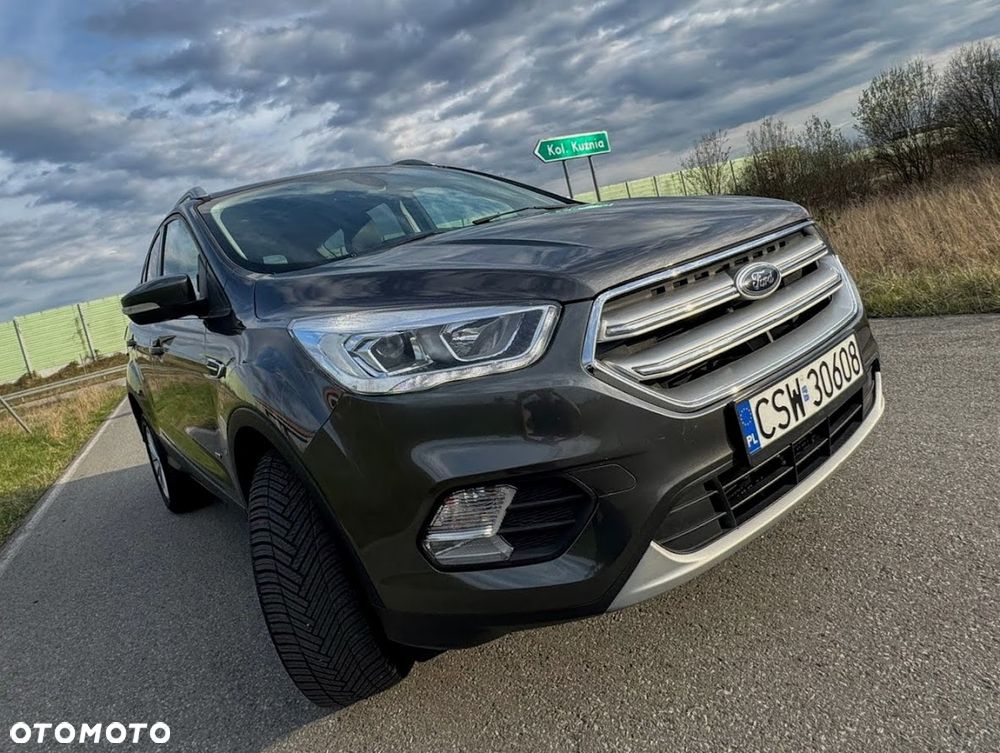 Ford Kuga 1.5 EcoBoost 4x4 Titanium - 2