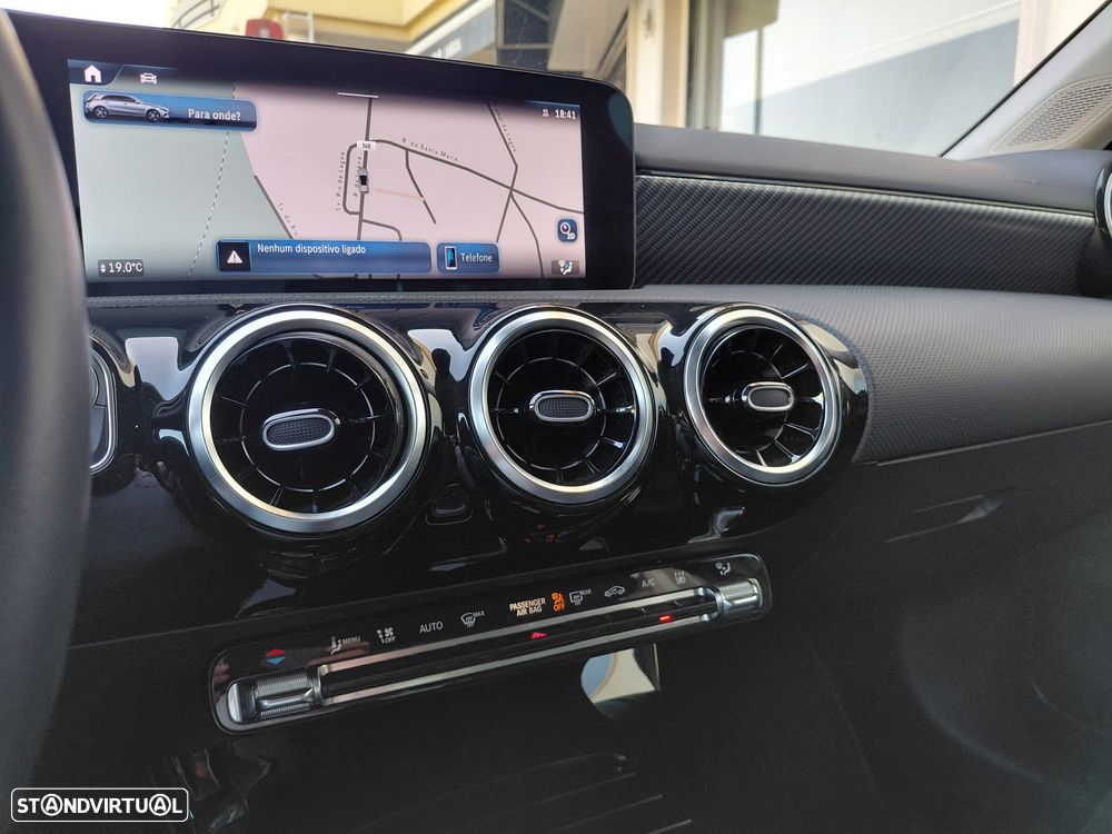 Mercedes-Benz A 250 e Style Plus - 12