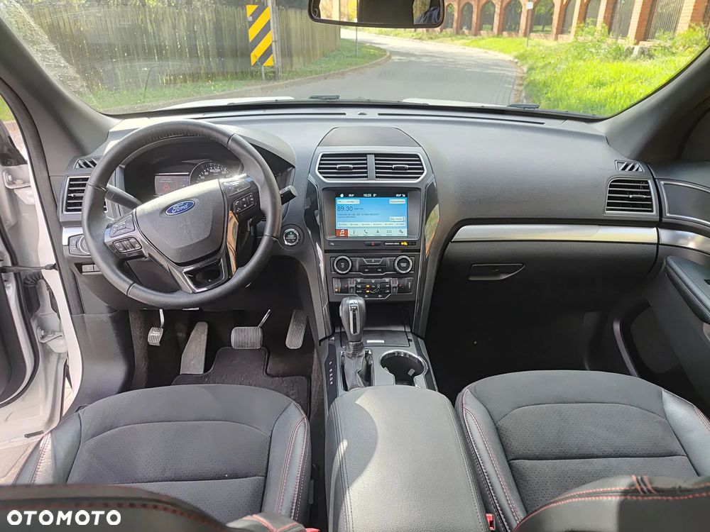 Ford Explorer - 7