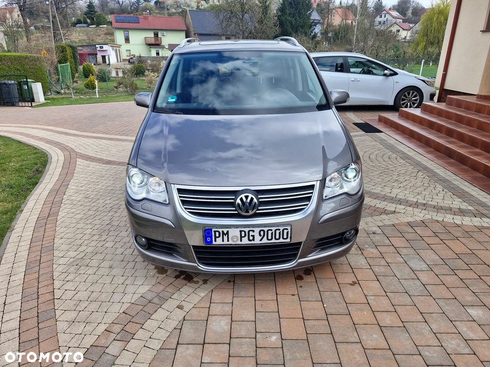 Volkswagen Touran 2.0 TDI DPF DSG R-Line Edition - 1