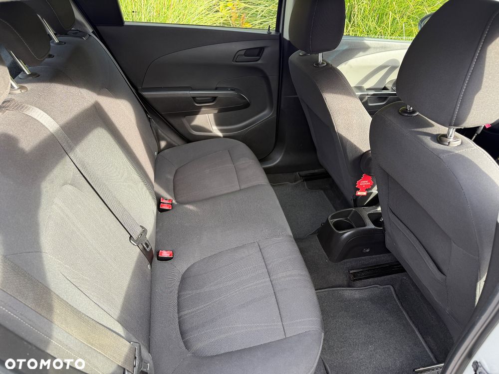 Chevrolet Aveo 1.2 LT+ - 8