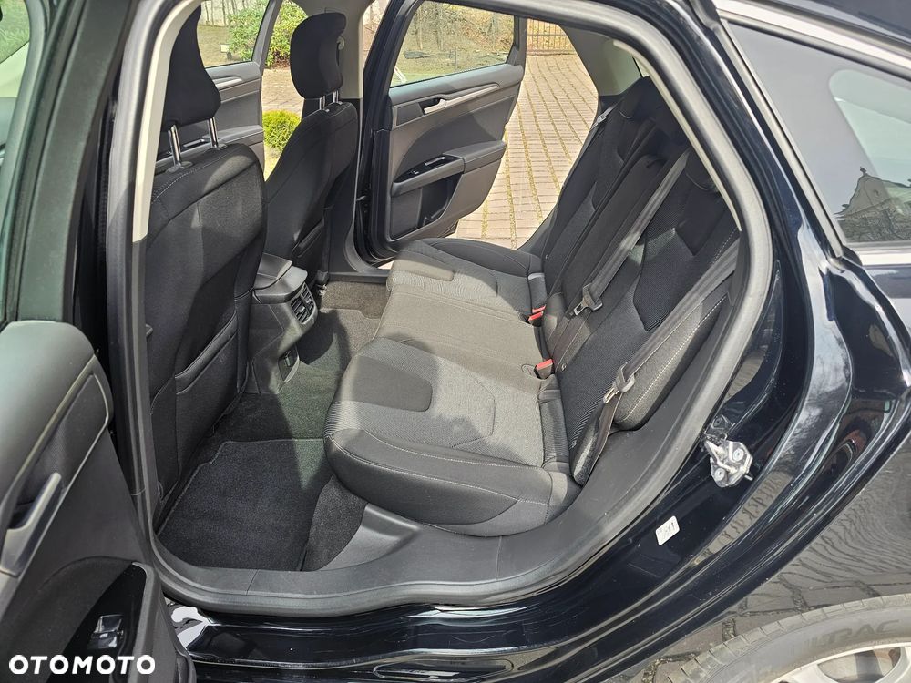 Ford Mondeo 2.0 TDCi STart-Stopp PowerShift-Aut Titanium - 11