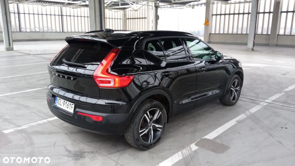 Volvo XC 40 T3 Geartronic RDesign - 4