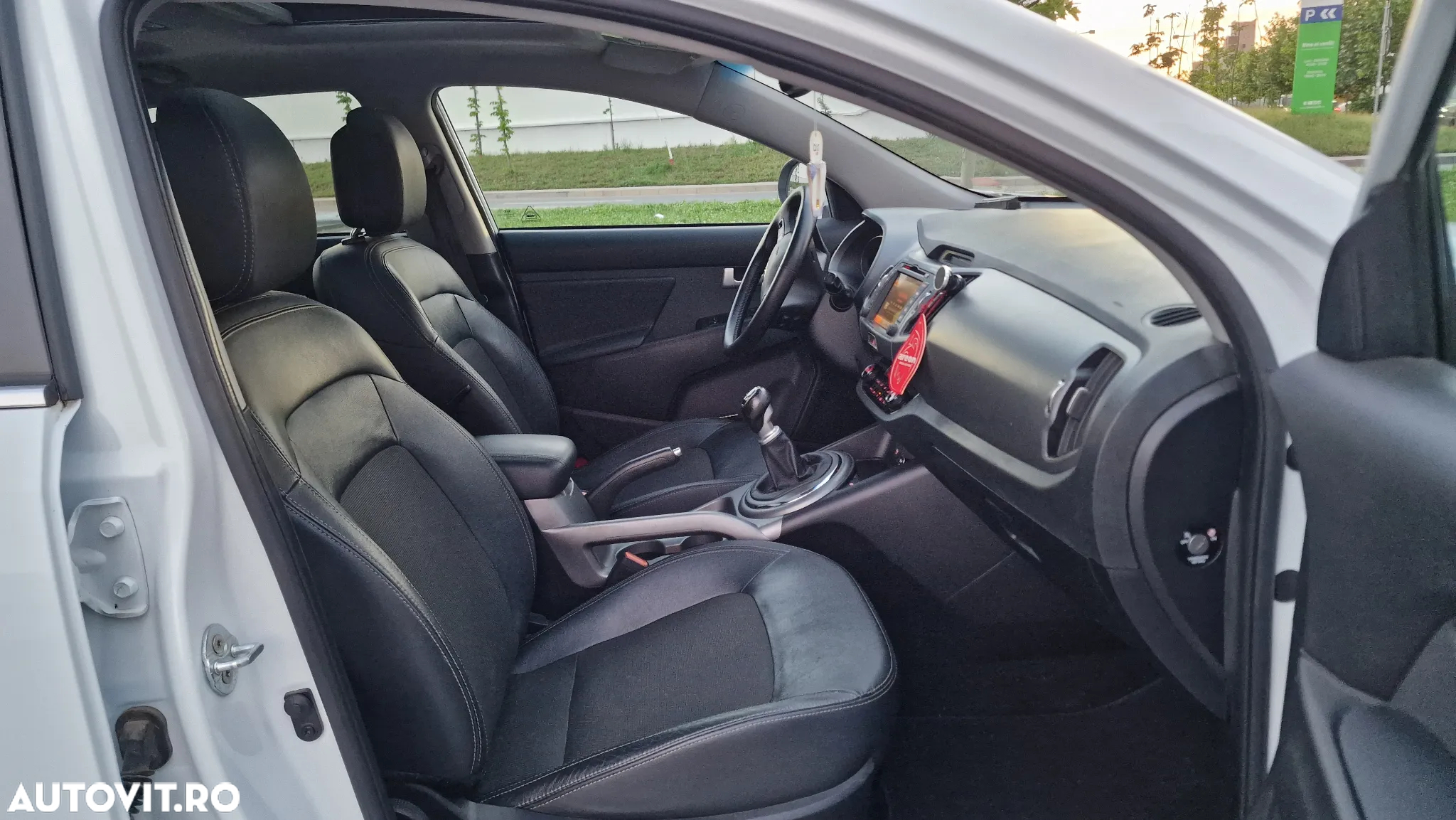 Kia Sportage 1.7 CRDI 2WD Dream-Team Edition - 5