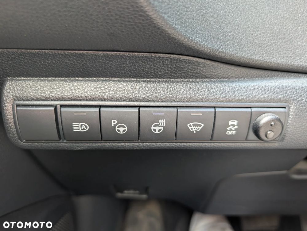 Toyota Corolla 1.8 Hybrid Executive - 12